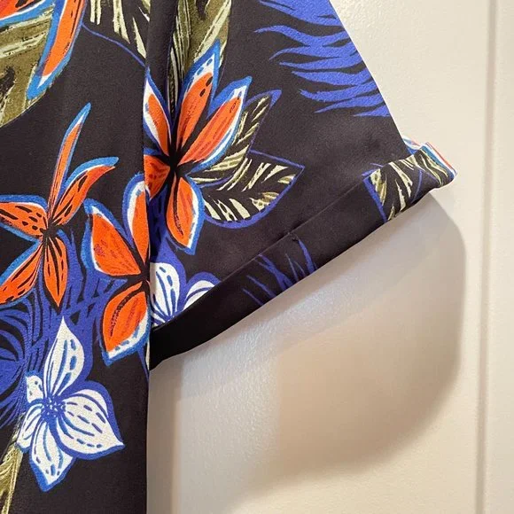 New Apt. 9 XS Blue Black Multi Floral Criss Cross Zipper Short Sleeve Top Blouse - Picture 5 of 8